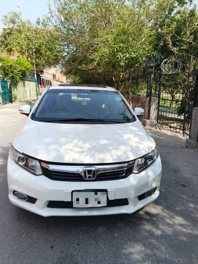 Honda civic 2013 1.8 vti oriel prosmatic white immaculate condition