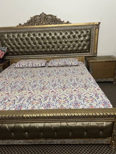 King BED, Side tables and dressing table