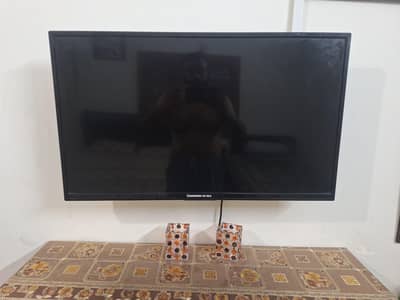 32 Inch LED FOR SALE in Reasonable price
