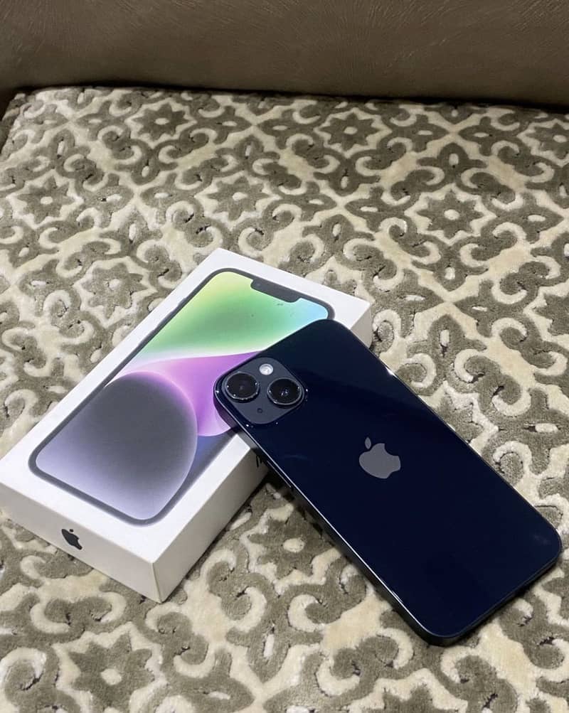 Apple iPhone 14 0
