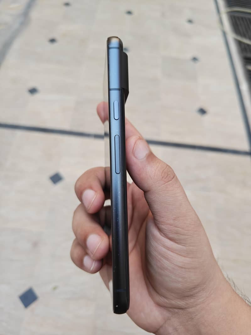 Google Pixel 8 2