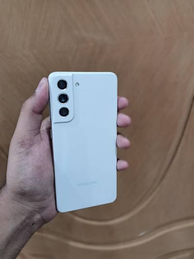 Samsung Mobile S21 FE 5g