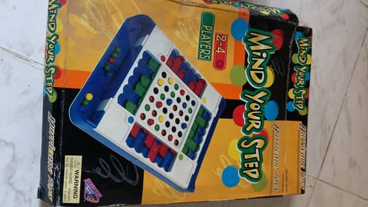New Mind Your Step Board Game 2-4 Players Hurricane Toy Set