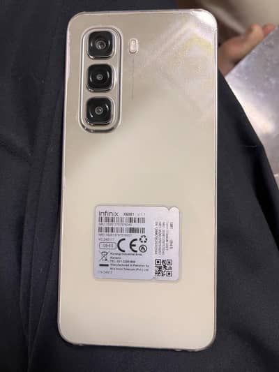 Infinix Hot 40 Pro