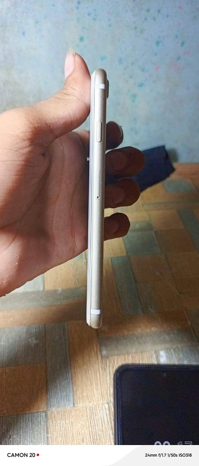 Apple iPhone 7 3
