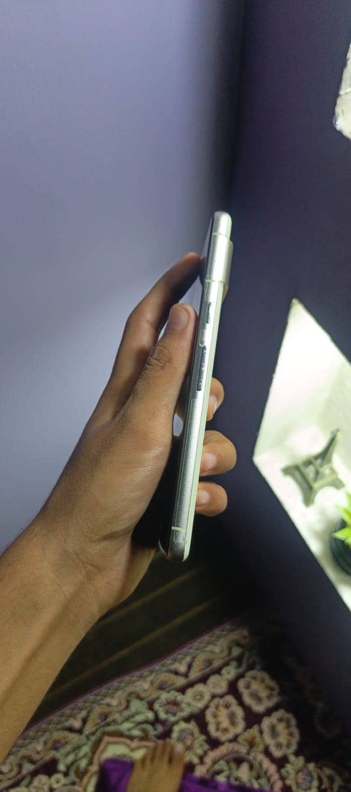 Google Pixel 7 4