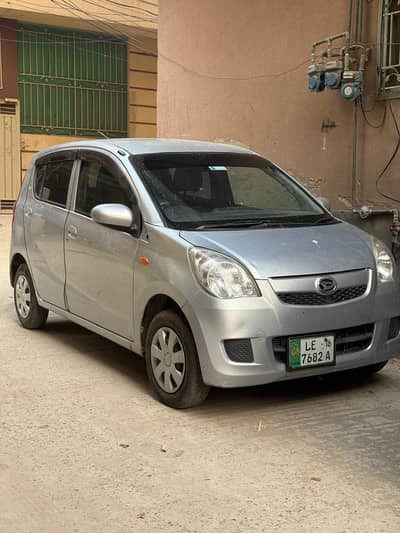 Daihatsu Mira 2012