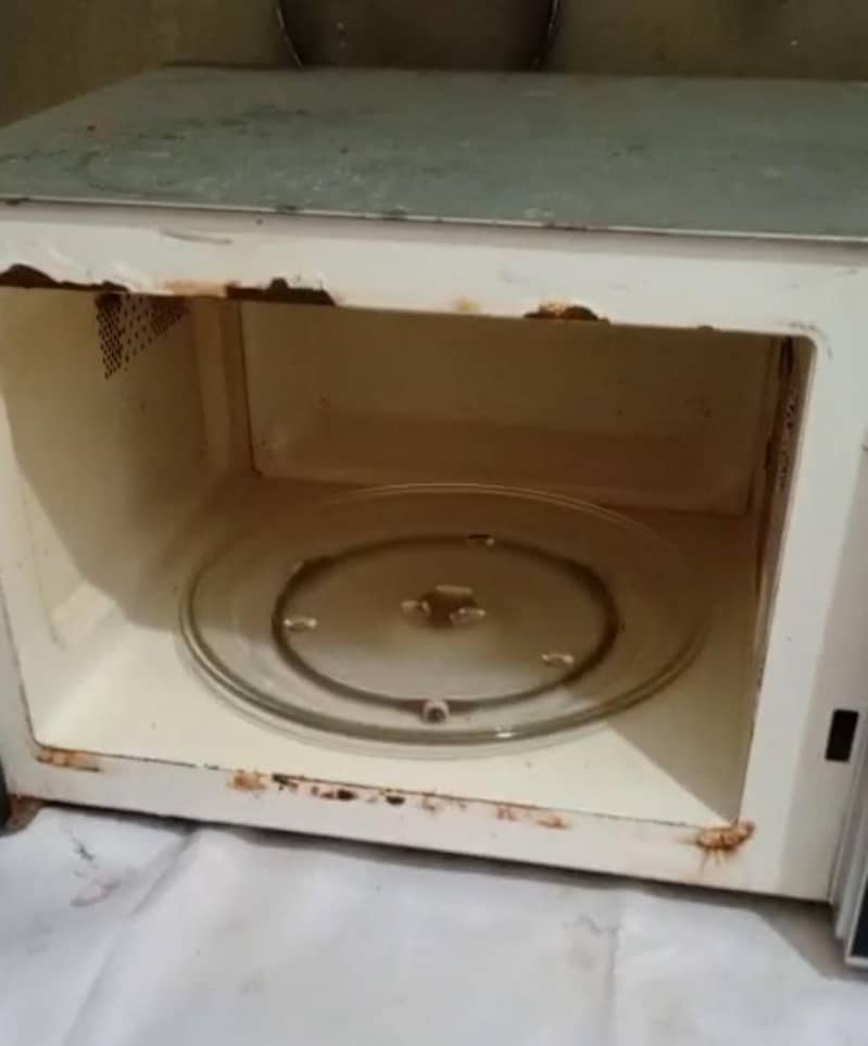 microwave 2