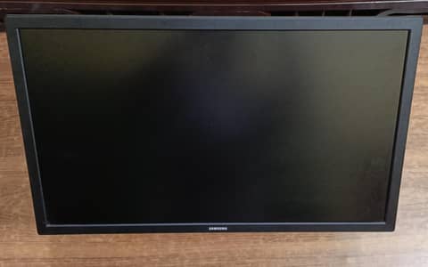 smart Led, 24Inches , bordered, Samsung