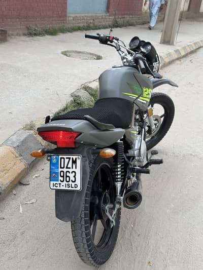 Ybr 125G just like new