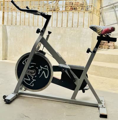 Spin Bike for indoor Gym