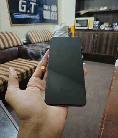 One Plus 9 5g 128GB 90fps for PUBG crazy people's