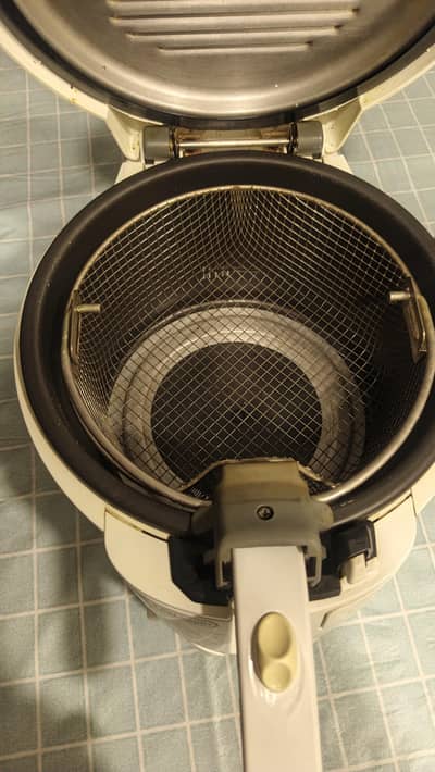 Deep Fryer. Delonghi brand. model f625, original made in italy