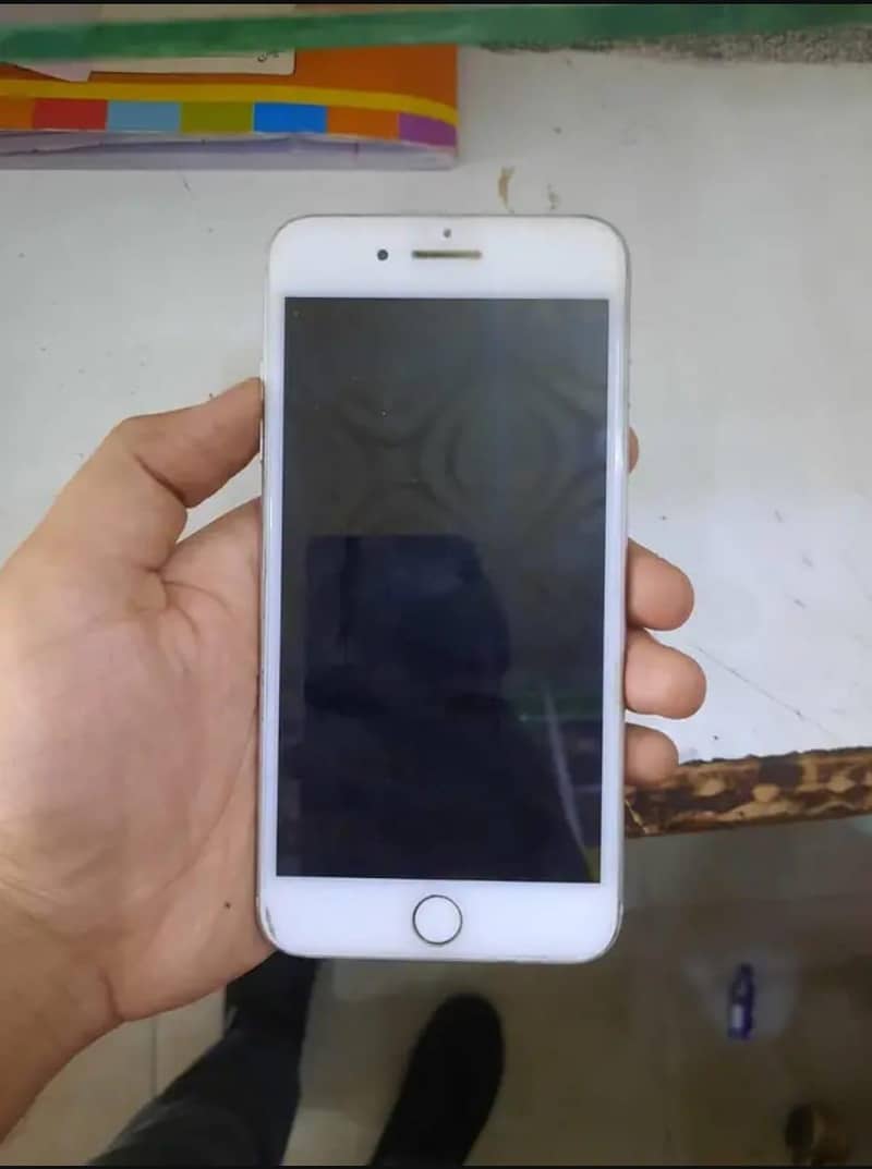 Apple iPhone 7 Plus 3