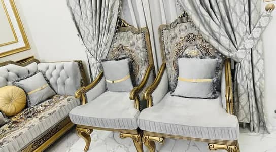 9 seater sofa with center table