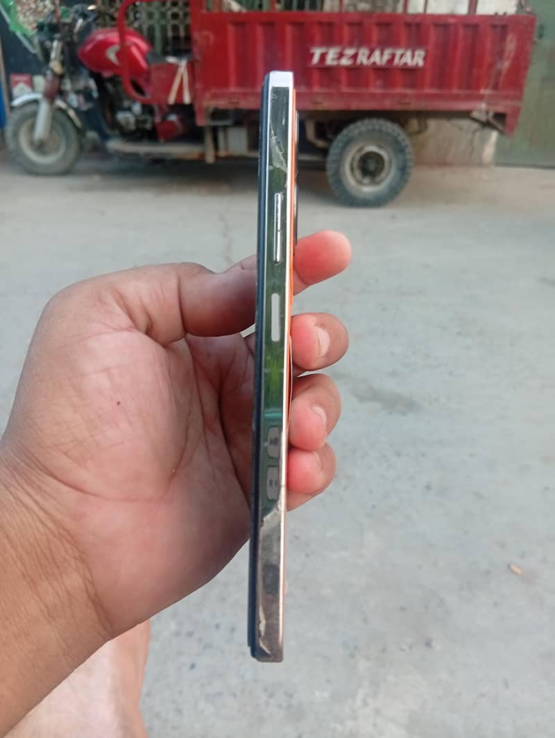 Infinix Note 30 1