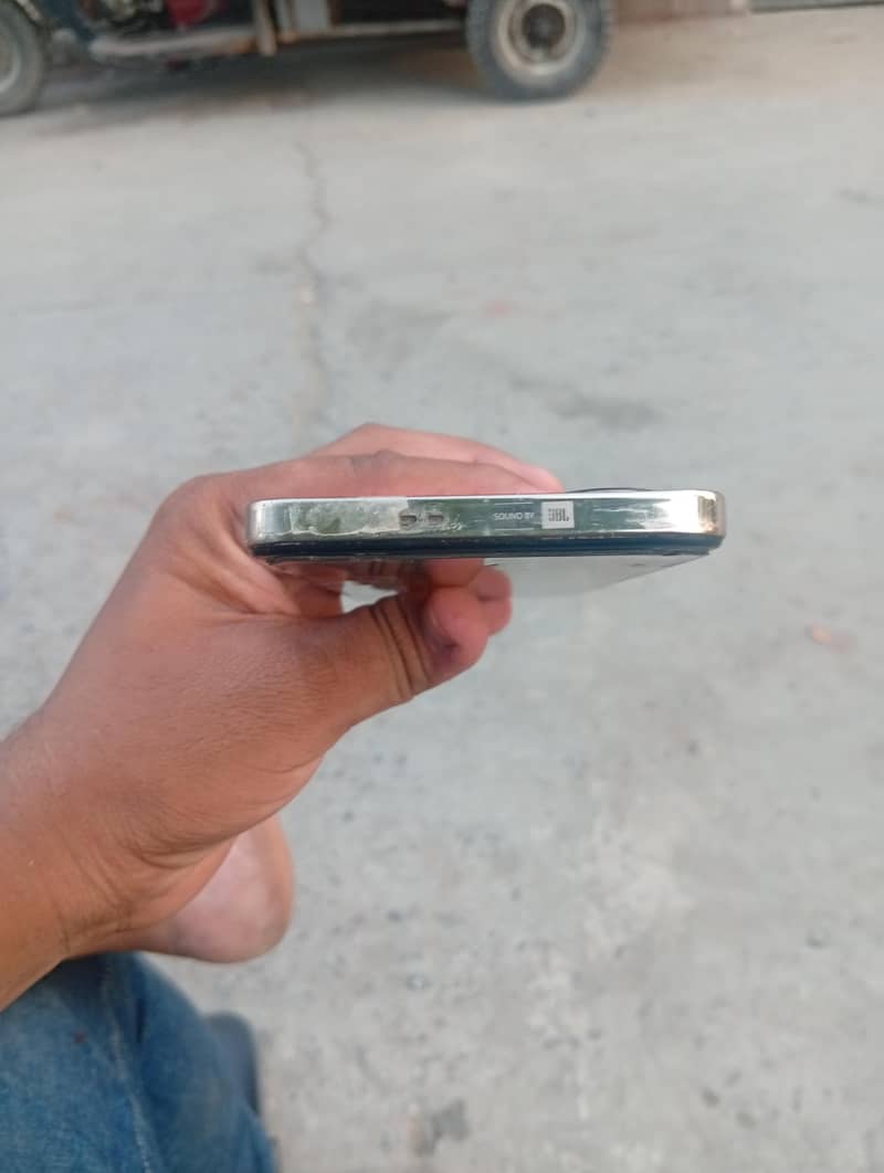 Infinix Note 30 4