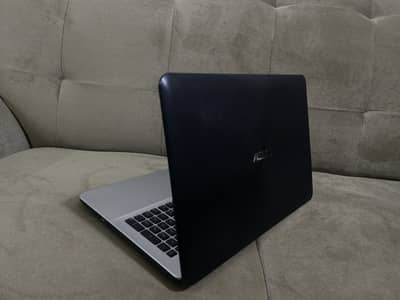 Asus X555L