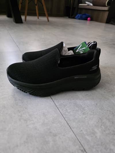 skechers Go walk max cushion hyper burst *new*