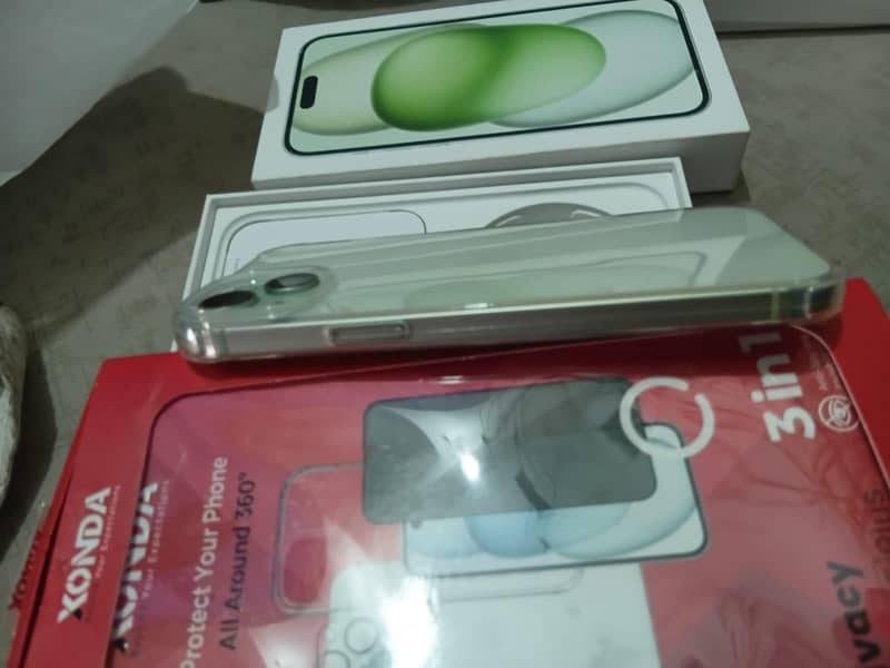 Apple iPhone 15 plus 10