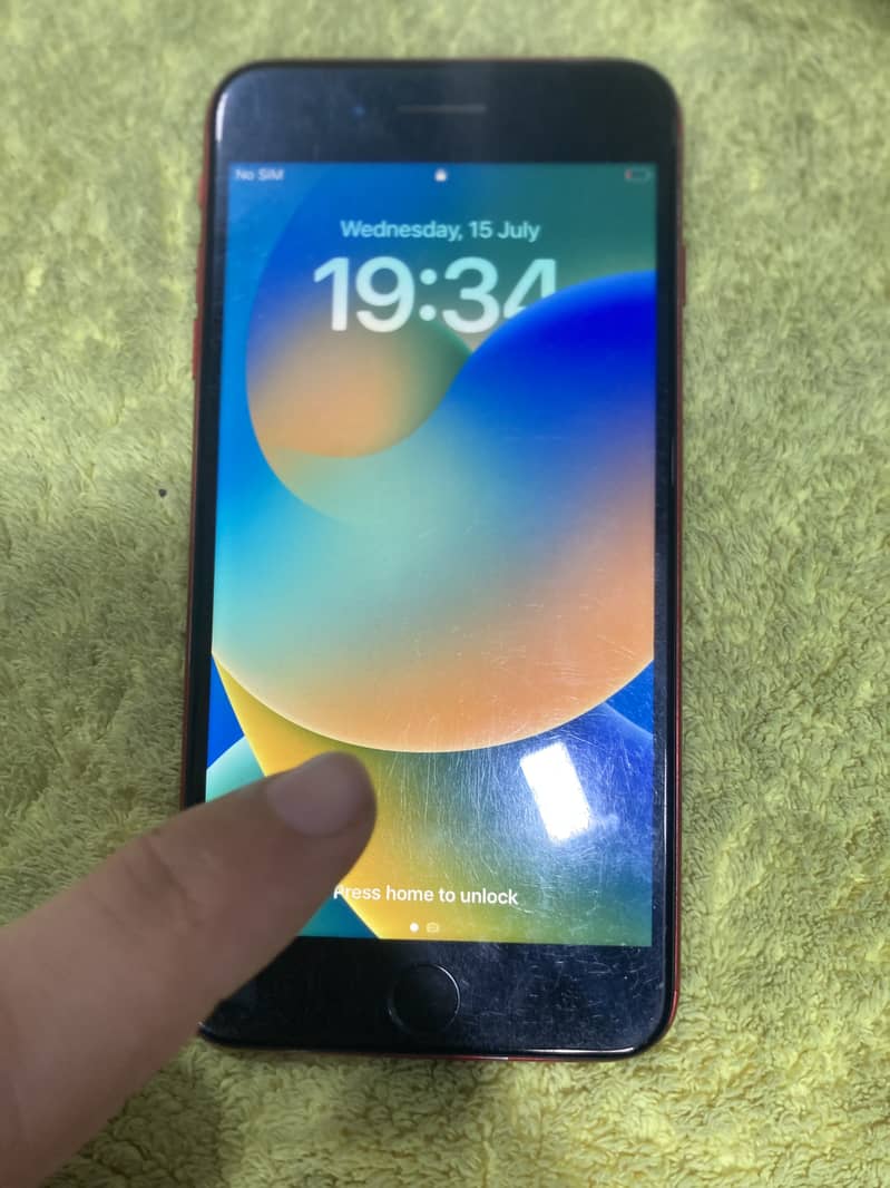 Apple iPhone 8 Plus 1