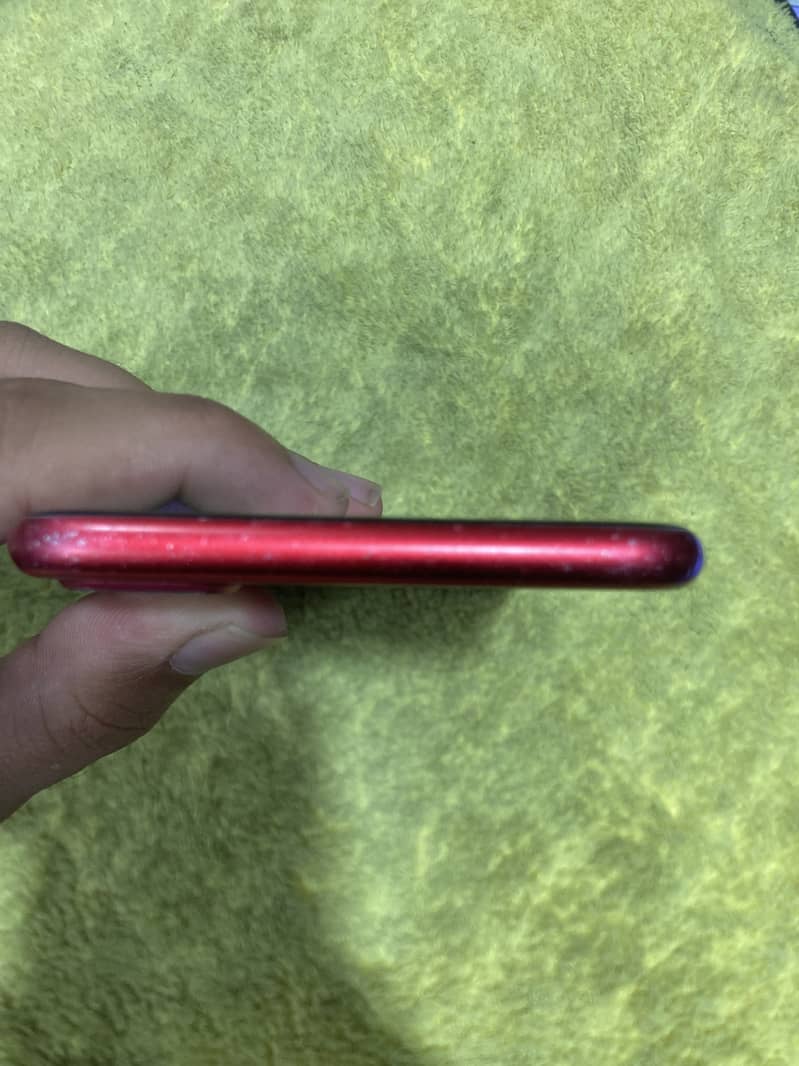 Apple iPhone 8 Plus 3