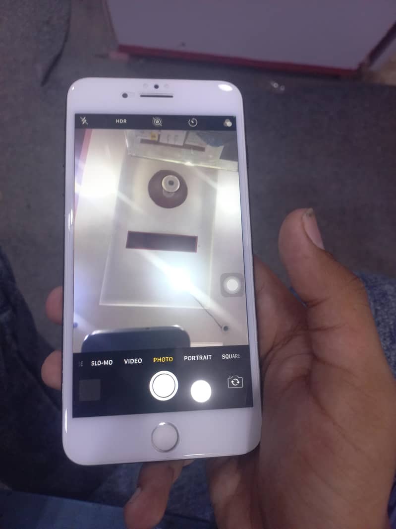 Apple iPhone 7 Plus 2