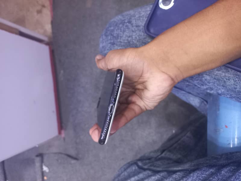 Apple iPhone 7 Plus 3