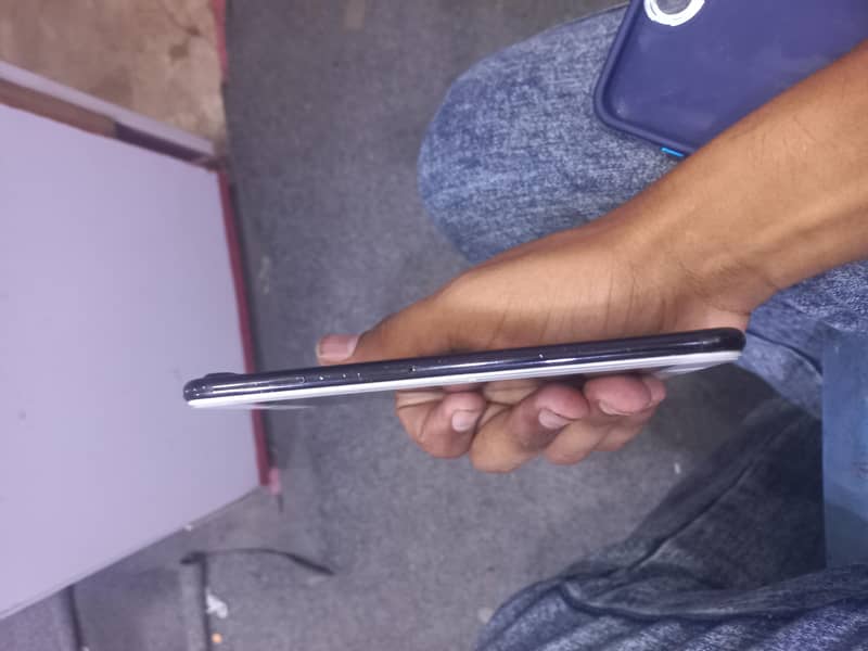 Apple iPhone 7 Plus 6