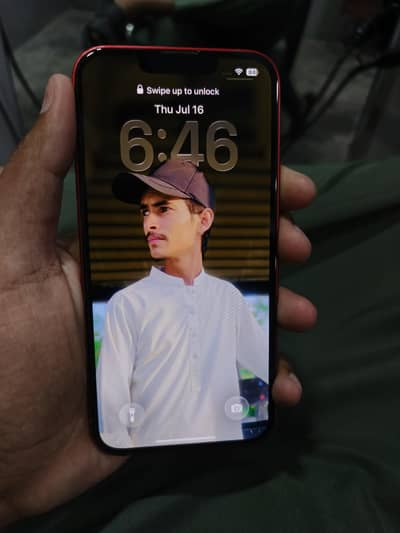 Apple iPhone 13
