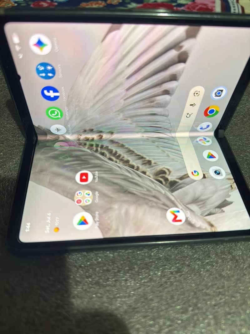 Google pixel fold 10