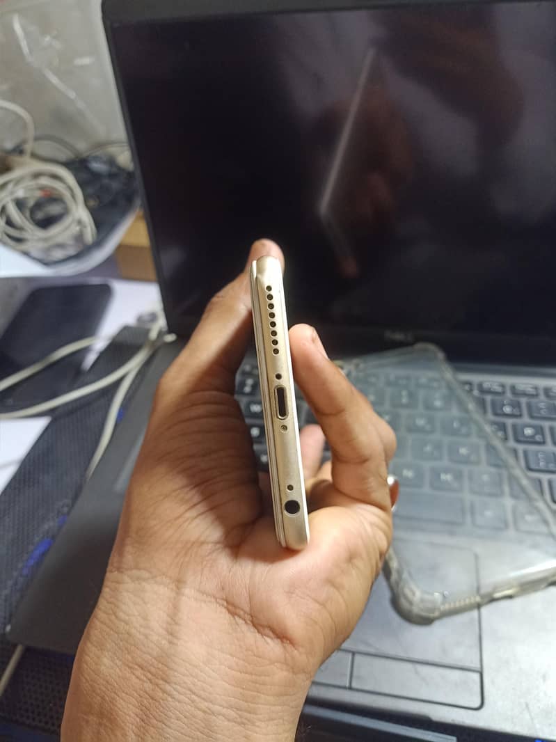 iphone 6plus 64GB 4