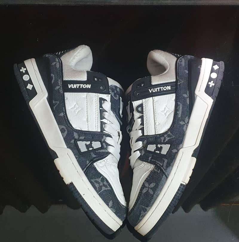 premium kicks 5