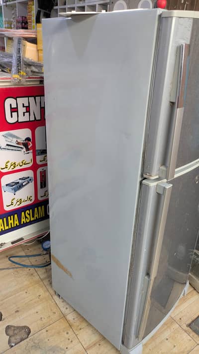 Dawlance fridge for sale