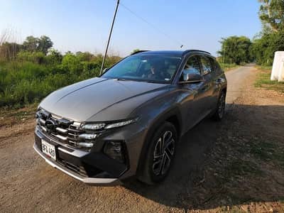 Hyundai Tucson Hybrid Signature 2026 Only 5,646 KM Driven