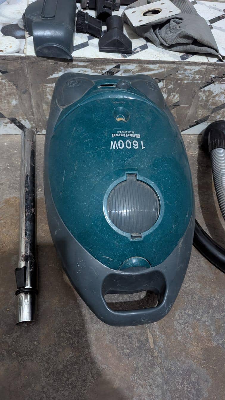 Vacuum cleaner 7
