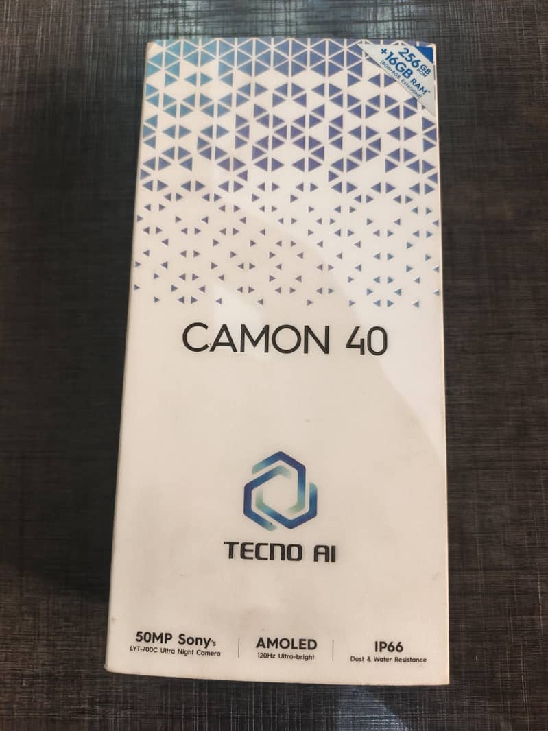 Tecno CAMON 40 0