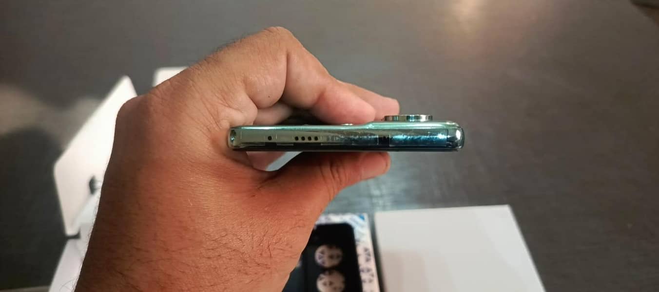 Tecno CAMON 40 5