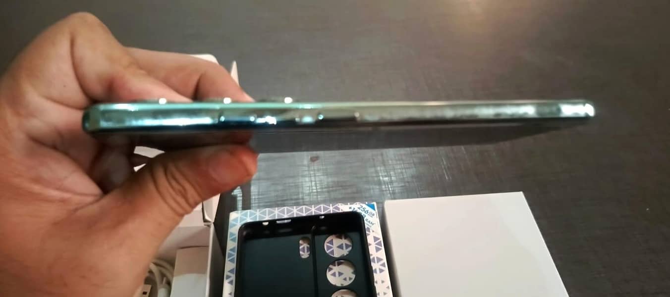 Tecno CAMON 40 6