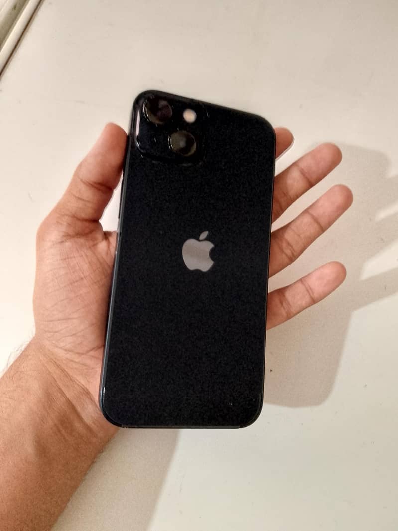 Apple iPhone 13 2