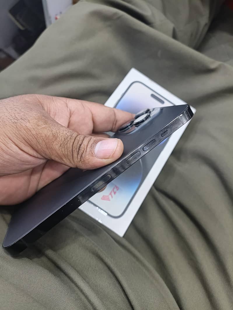 Apple iPhone 14 Pro Max 5