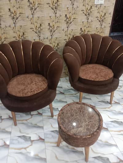 2 goal sofa Han ak chota goal table bilkul new Han