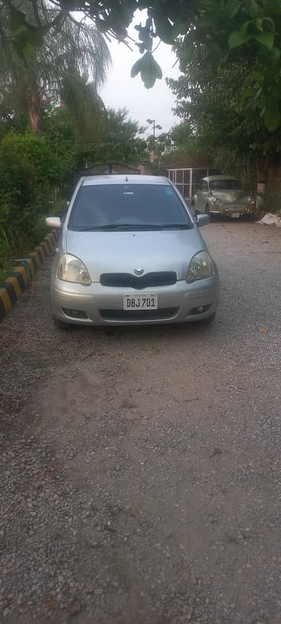 Toyota Vitz 2002