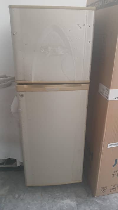 Frig for sale