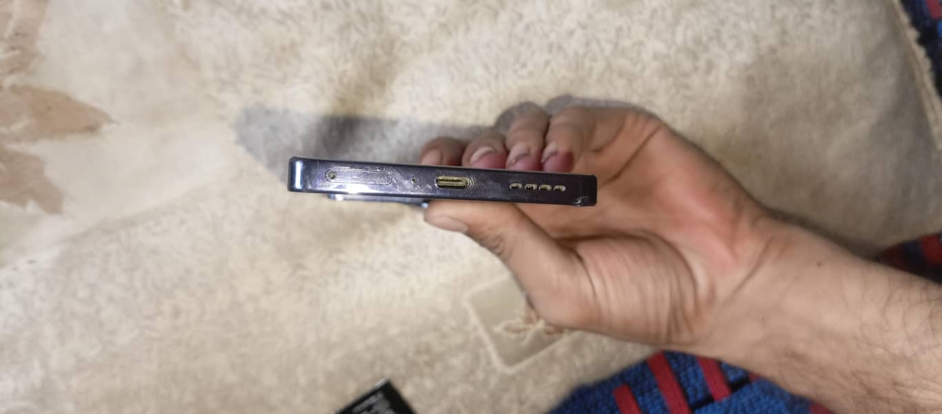 Infinix Note 40 5