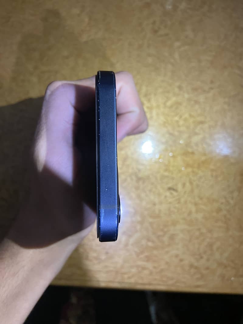 Apple iPhone 12 5