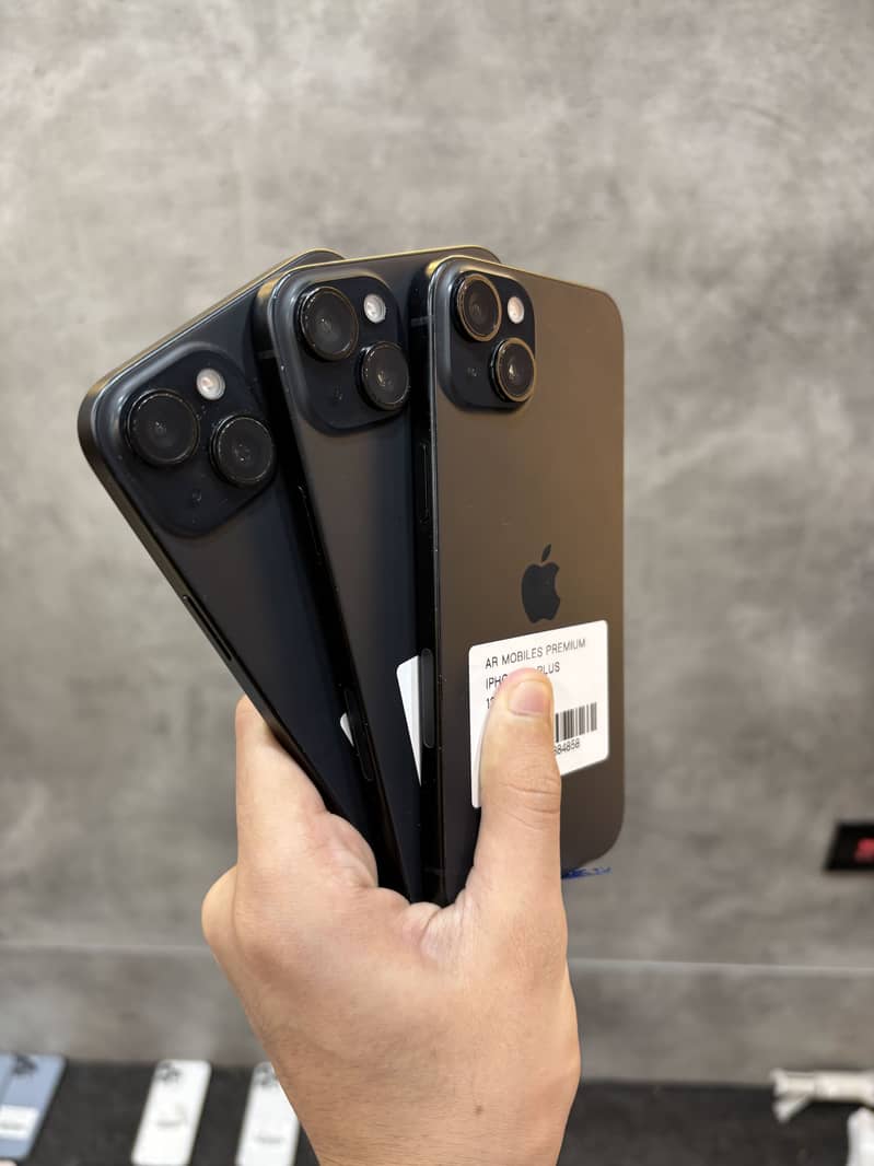 Apple iPhone 15 plus 3