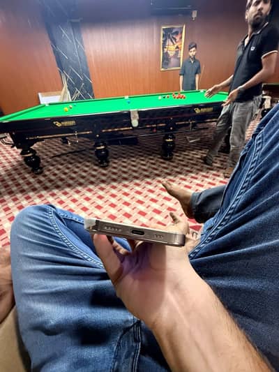 Apple iPhone 16 Pro