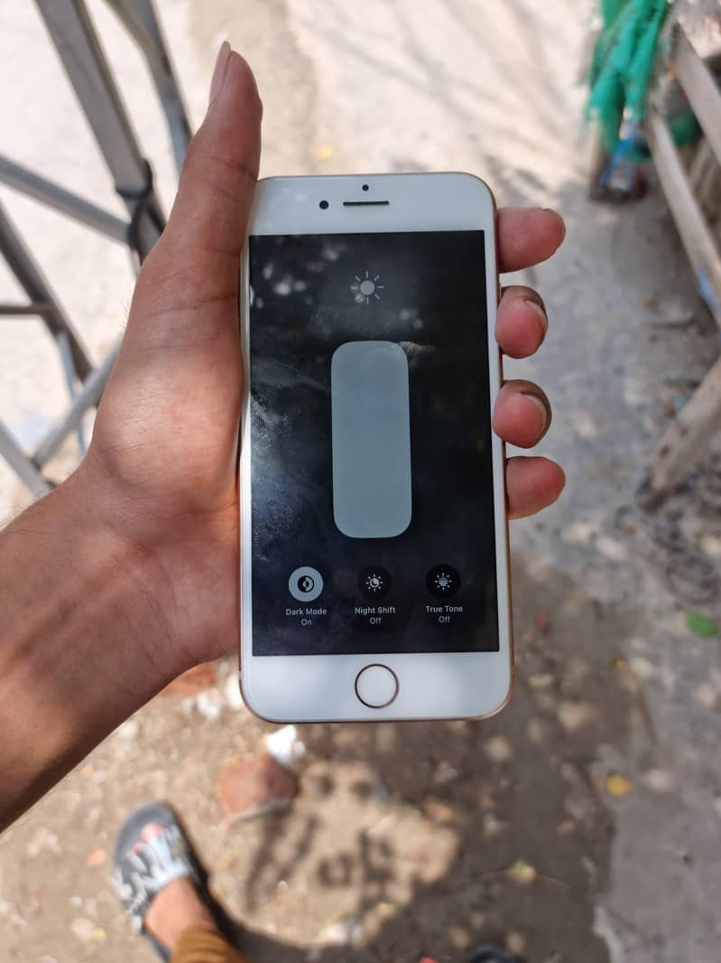 Apple iPhone 8 2