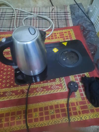 NIKAI Electric Kettle with Heater – Good Condition